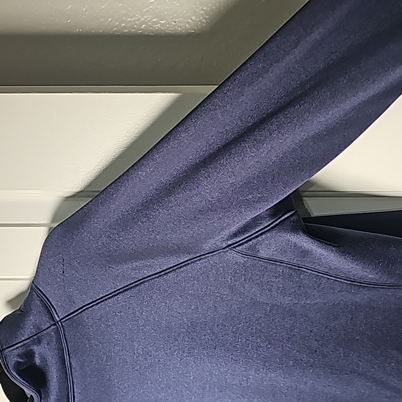 North Face XL periwinkle pullover - Picture 11 of 16